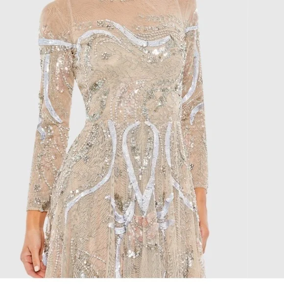 NWT | Mac Duggal 5217 Nude Elegant Sequin Embellished Cream Gown Size 4 - Picture 3 of 12